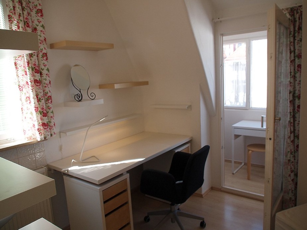 WG-Zimmer West Scheffelstr. 23 - Zimmer / Küchenbalkon