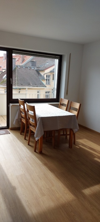 Anzeigenbild: ruhige sonnige 1-Zimmer Wohnung