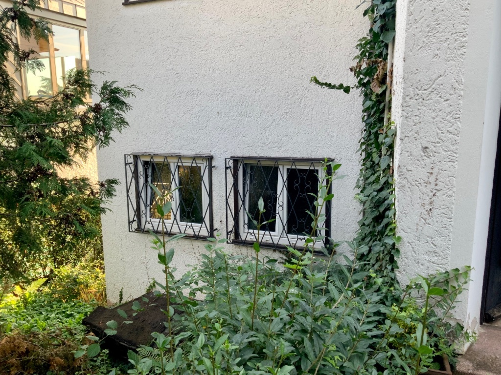 Charmante ruhige 1-Zimmer-Einliegerwohnung in Stuttgart Ost mit Gartennutzung 6 bis 9 Monate – Marquardtstr. 17, 70186 Stuttgart Ost – Vorschaubild 2
