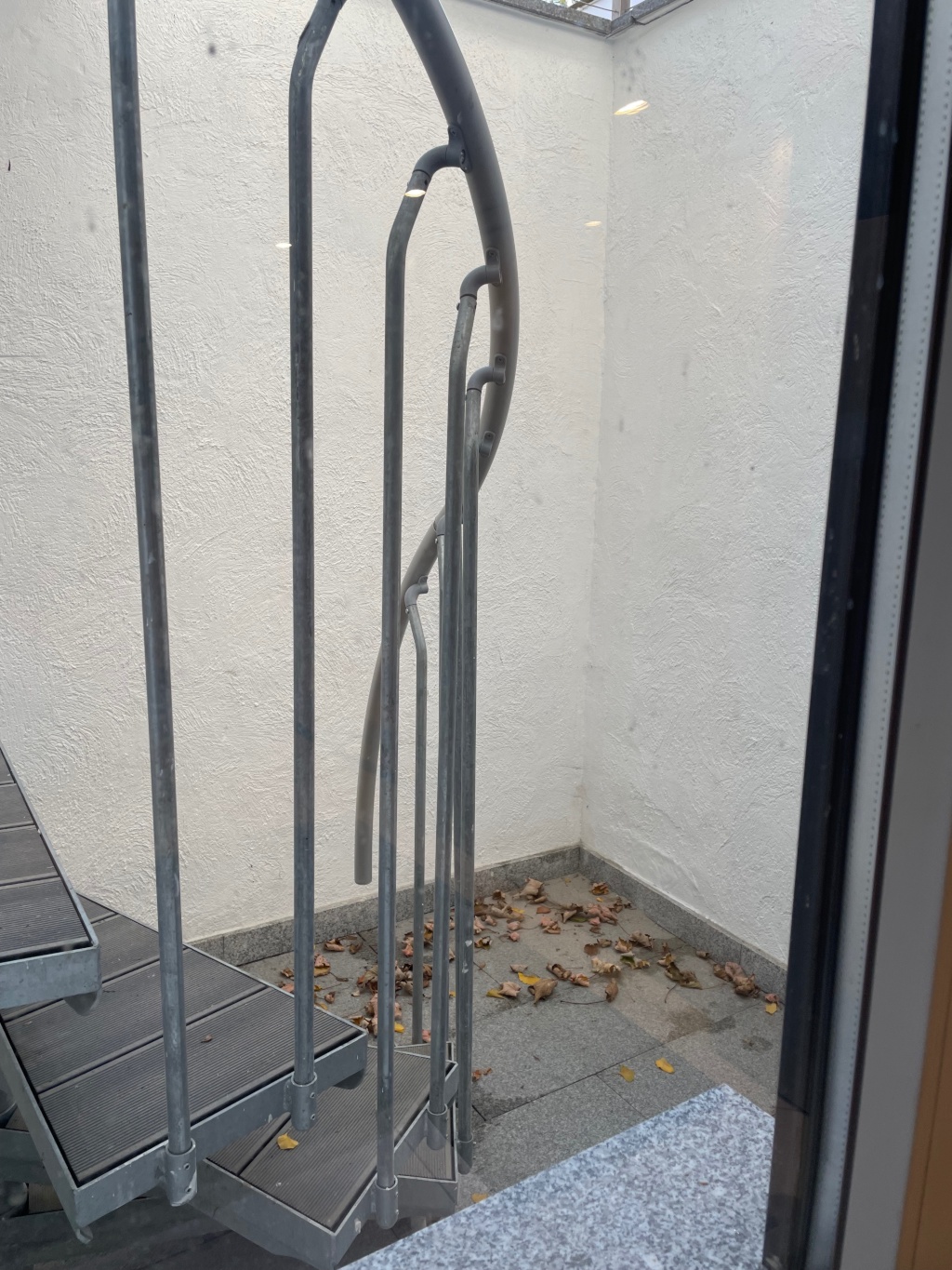 1-Zimmer-Wohnung Allach-Untermenzing Ganzenmüllerstrasse 28 - Eingang