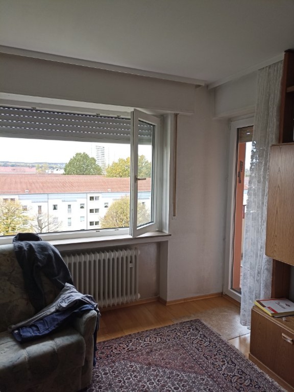 Ruhige, Möblierte 2-Zimmer-Wohnung mit Balkon und neue EBK in Europaplatz / Fasanenhof, Stuttgart. -AUF ZEIT!- – Europaplatz 4, 70565 Stuttgart Fasanenhof – Vorschaubild 6
