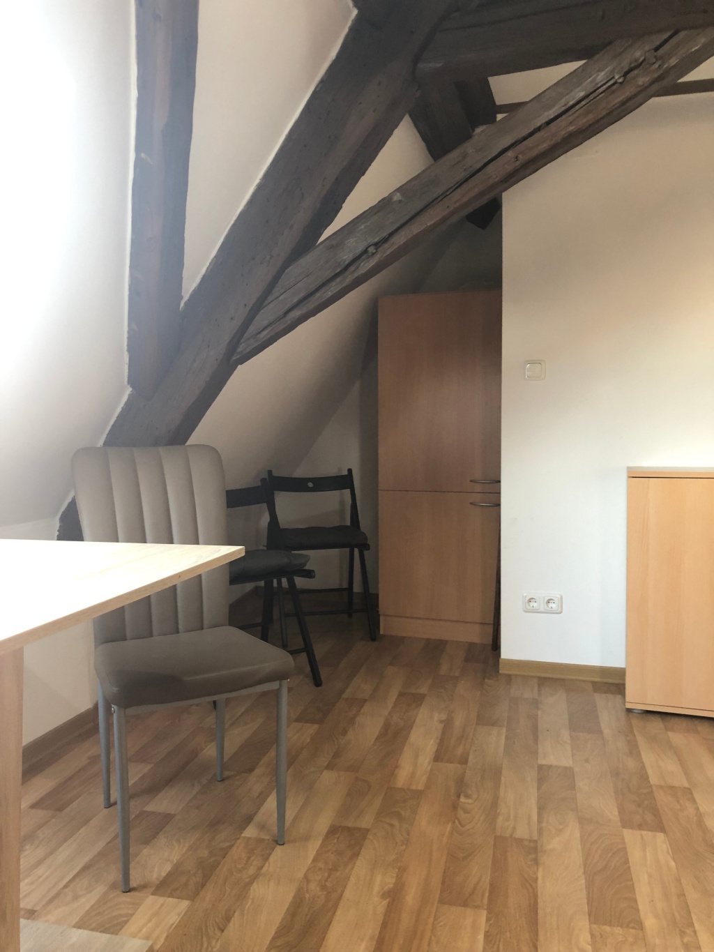 Wohnung Bretzenheim Wilhelmsstraße 35 - Kühlschrank in der Niesche versteckt