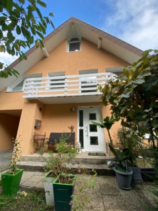 Ad image: Noch 1 freies Zimmer in WG Haus (180 m2) in 79252 Stegen, mit Garten, Terrasse, Grill, Zimmer auch für Paare, ab 01.08.26 befristet für 1 Jahr länger nach Absprache