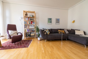 Möblierte, luxuriöse 70m2 2-Zimmer-Wohnung im Kiez mi 2x2m Bett, Home-Gym, sanierter Altbau , 50 Euro pro Tag — photo 1