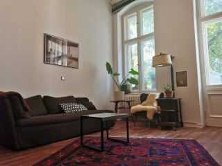 Große Altbauwohnung in Neukölln — photo 1