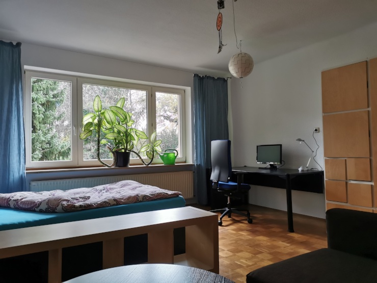 Familien WG Zimmer, 5 min zur Uni WGZimmer in ErlangenBurgberg