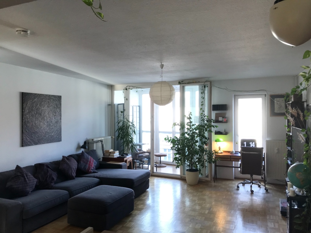 Flexible dates Oct12/Nov 27 Fully furnished, bright apartment in Kreuzberg, Wrangelkiez