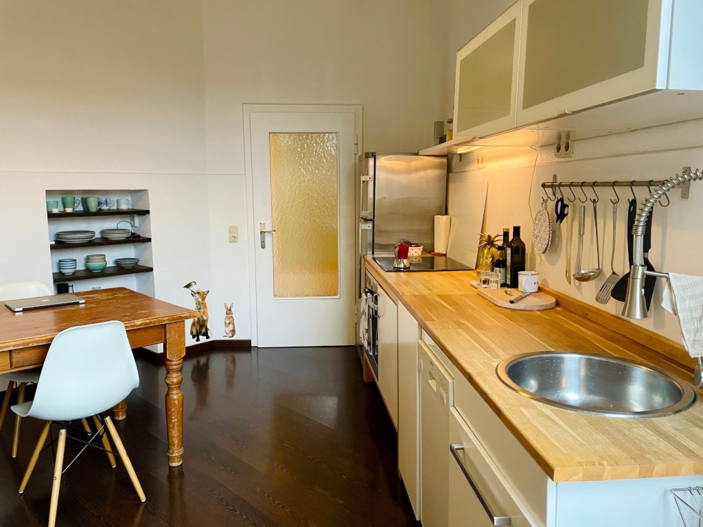 Zwischenmiete 13.10.–13.12.26: Möblierte 82 qm Altbauwohnung am Chlodwigplatz – Ubierring, 50678 Köln Südstadt – Vorschaubild 9