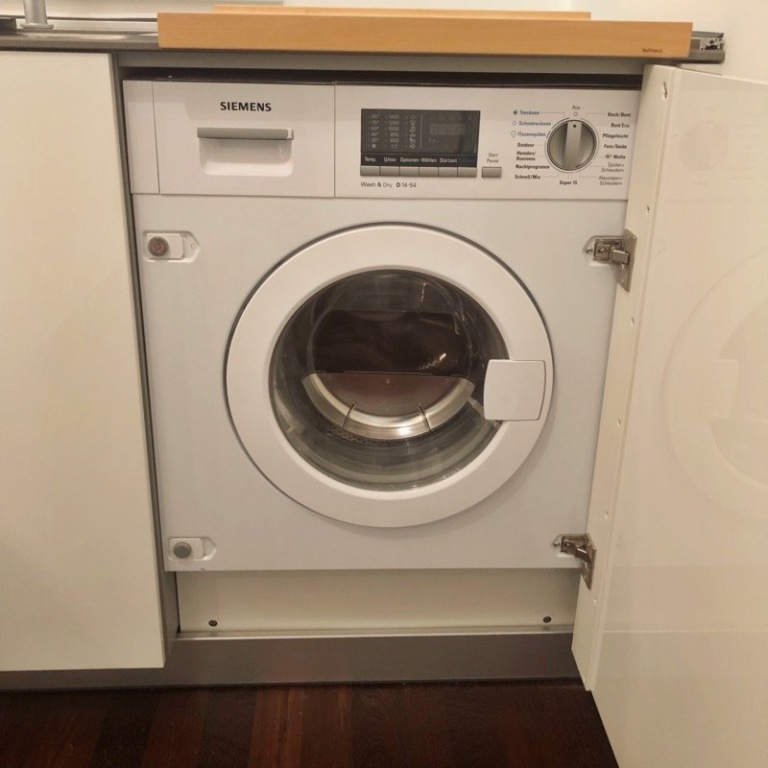 Flat Schöneberg Courbièrestraße 7 - Wasch-Trocker von Siemens