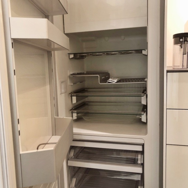 Flat Schöneberg Courbièrestraße 7 - Kühl-Gefrier-Kombi