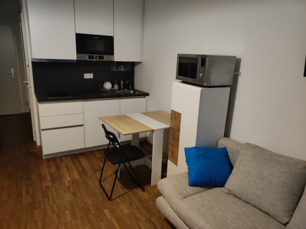 Wohnung zur Zwischenmiete in Sülz – Universitätsstraße, 50937 Köln Sülz – Vorschaubild 2