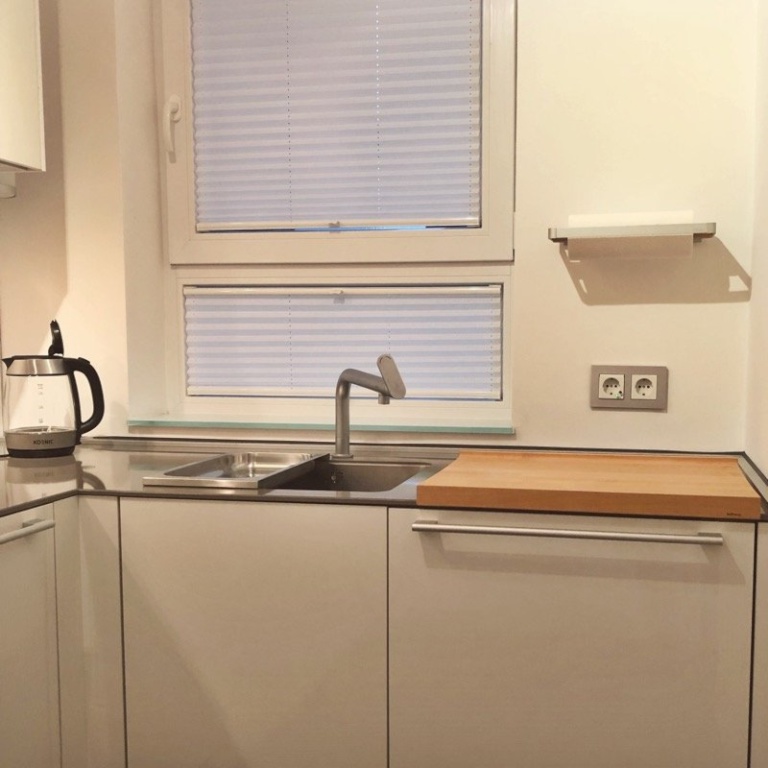 Flat Schöneberg Courbièrestraße 7 - Blick in die Küche