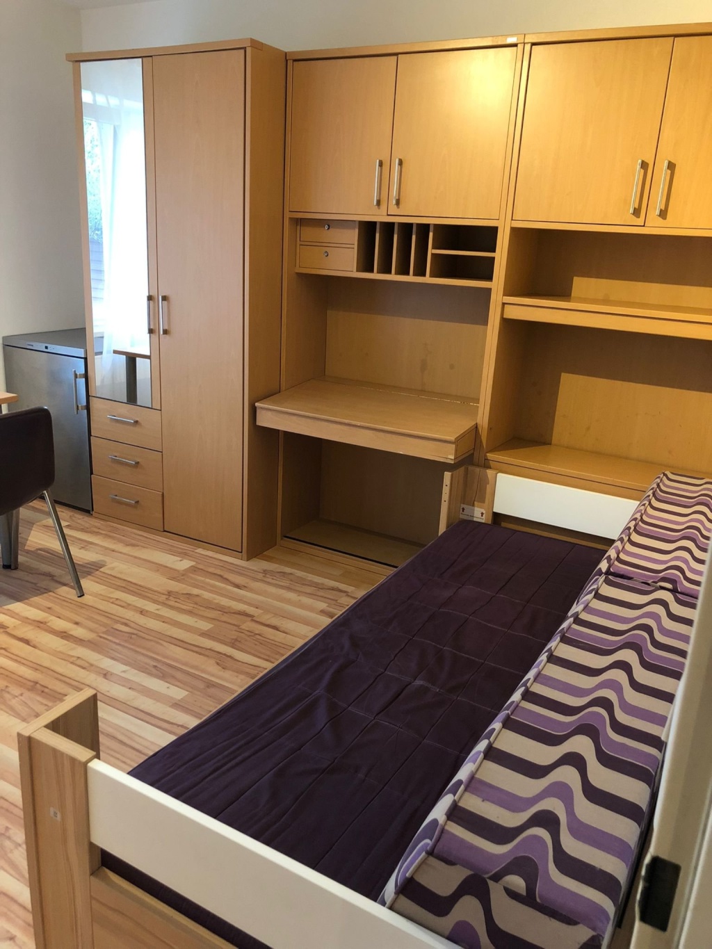 Habitación en WG J/ /Allach Wilhelm-Zwölfer-Str. 23 - /Terrassen-Suite 1