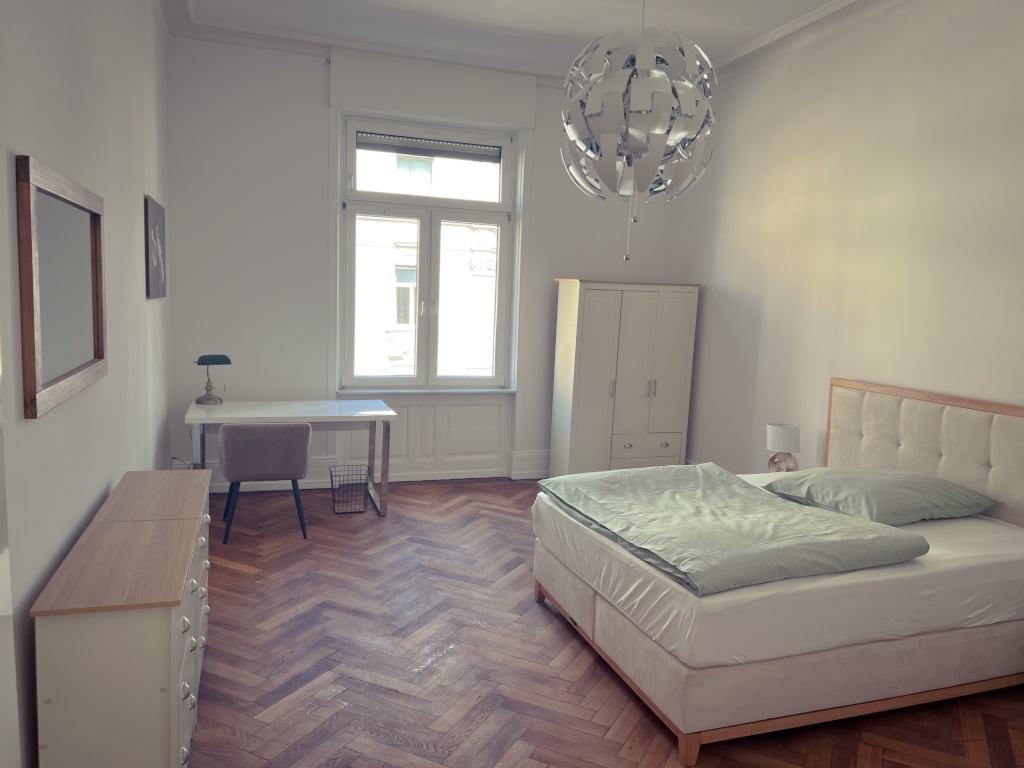 WG-Zimmer Bahnhofsviertel Münchener Straße - Bedroom