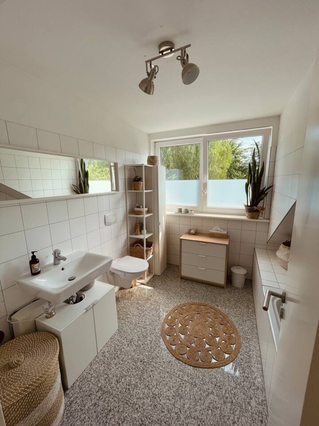 Möblierte 2-Zimmer-Wohnung nähe Stadtpark (17.09. - 13.12. - flexibel) – -, 22305 Hamburg Barmbek-Nord – Vorschaubild 6