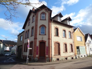 Anzeigenbild: Dachgeschoss Wohnung in Lorsbach