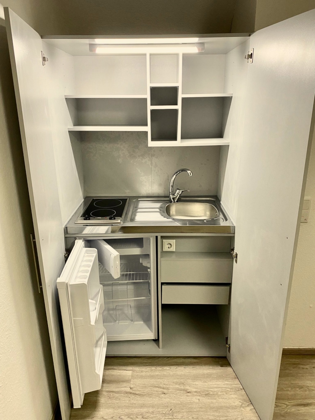 WG-Zimmer Hartenberg/Münchfeld Mombacher str. 87 - Kitchenette