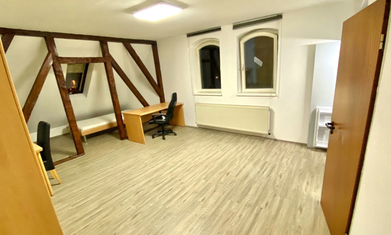 WG-Zimmer Hartenberg/Münchfeld Mombacher str. 87 - Apartment im DG