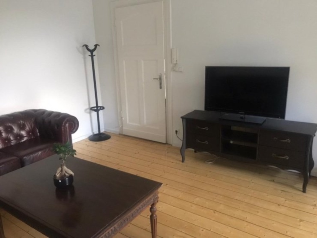 WG-Zimmer Lindenthal Lindenburger Allee 34 - Wohnzimmer