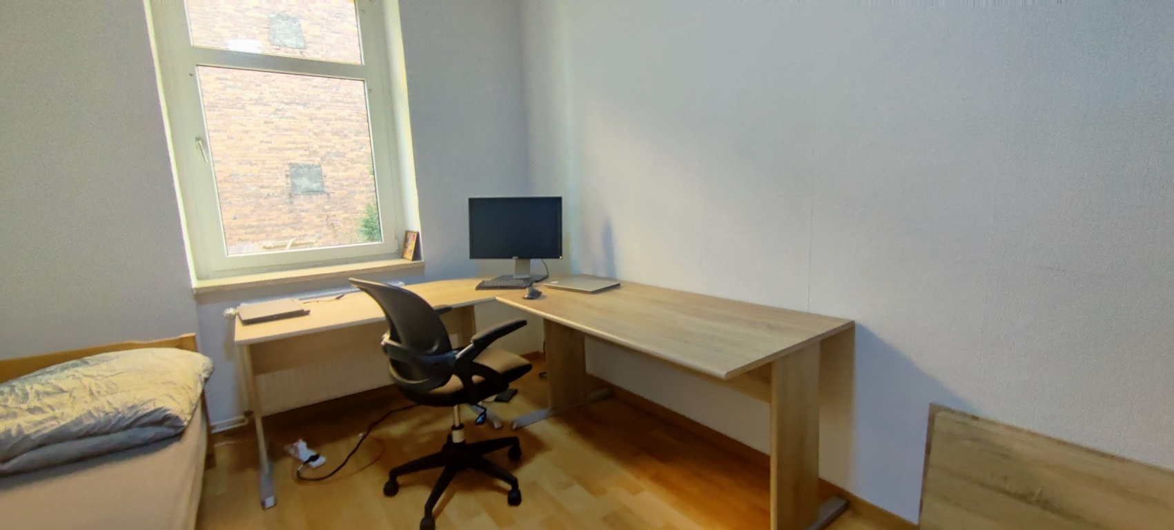 Ein komplett eingerichtetes Zimmer in einer zwei Gemeinschaftswohnung. One fully-furnished room in a two shared apartment. – harsdorfer strasse, 6, 39108 Magdeburg Stadtfeld Ost – Vorschaubild 12