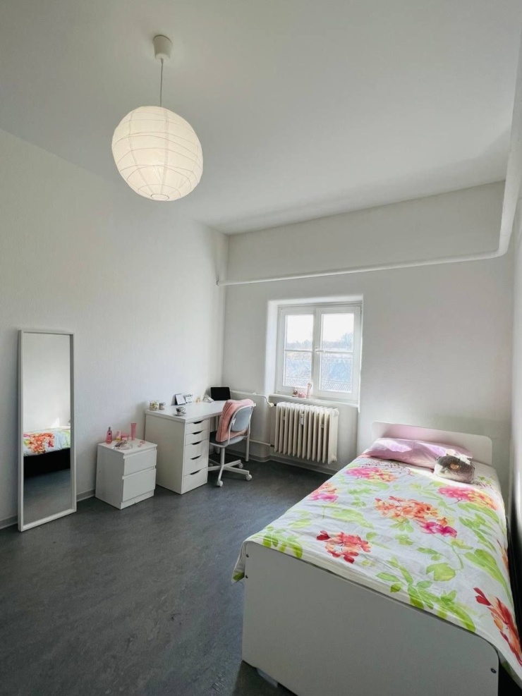 Möblierte WGZimmer zu vermieten ideal für Studenten! Möblierte WG