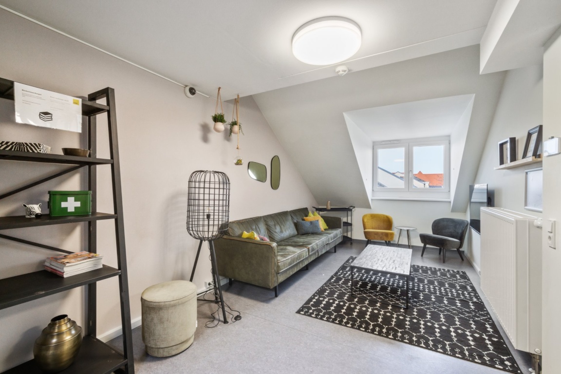 Home & Co – Easy Living | Möbliertes All-Inclusive Wohnen – Holzhofgasse 1, 1099 Dresden Neustadt – Vorschaubild 4