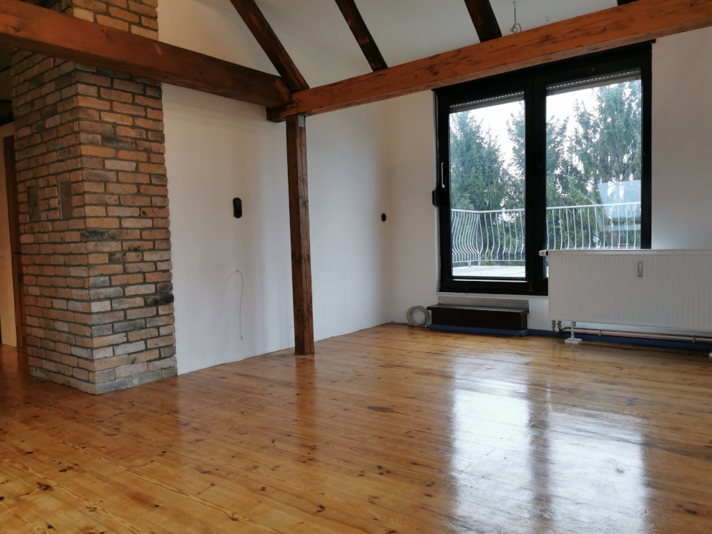 Dachgeschosswohnung mit Einbauküche und 20m2 Terrasse – Alte Ümminger Str., 44892 Bochum Laer – Vorschaubild 2