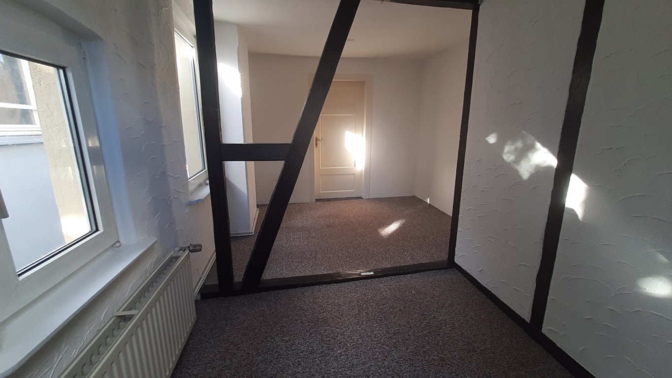 Helle 3-Zimmer-Dachgeschoss-Altbauwohnung in Lüneburg – Vor dem Neuen Tore, 21339 Lüneburg Weststadt – Vorschaubild 11