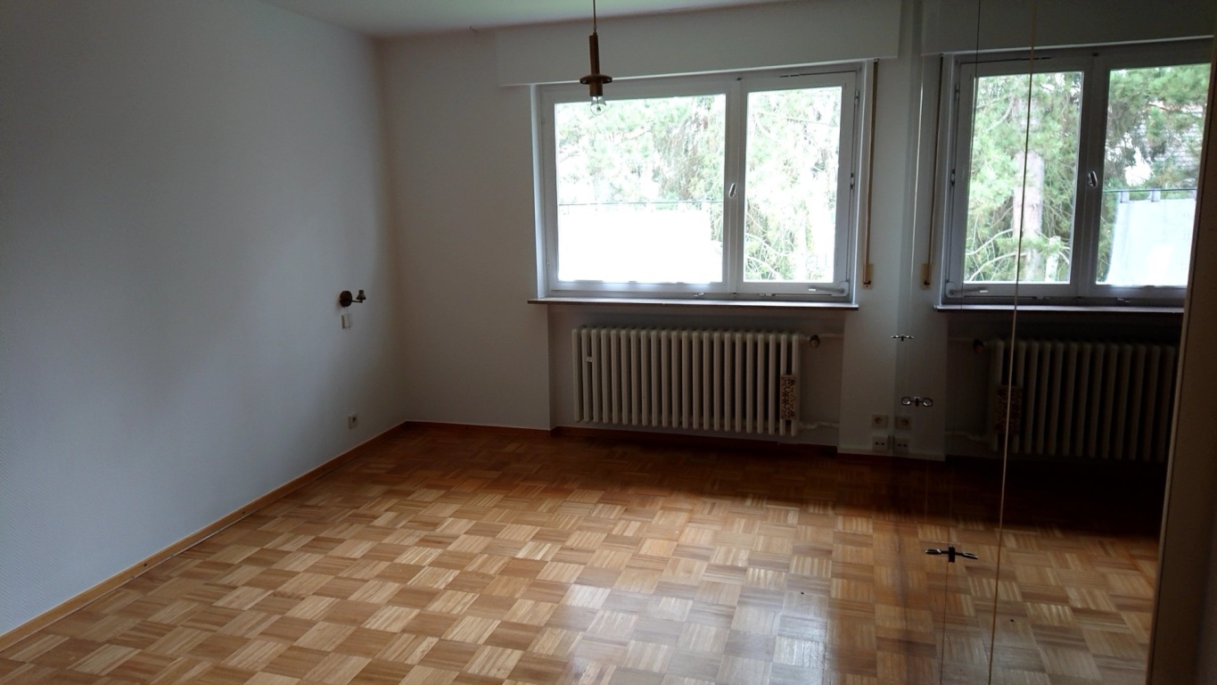 4+ Wohnung in freistehendem Haus mit Garten zu vermieten. Ideal für Studi-WG ! – Florian-Geyer-Str. 18, 55126 Mainz Finthen – Vorschaubild 7