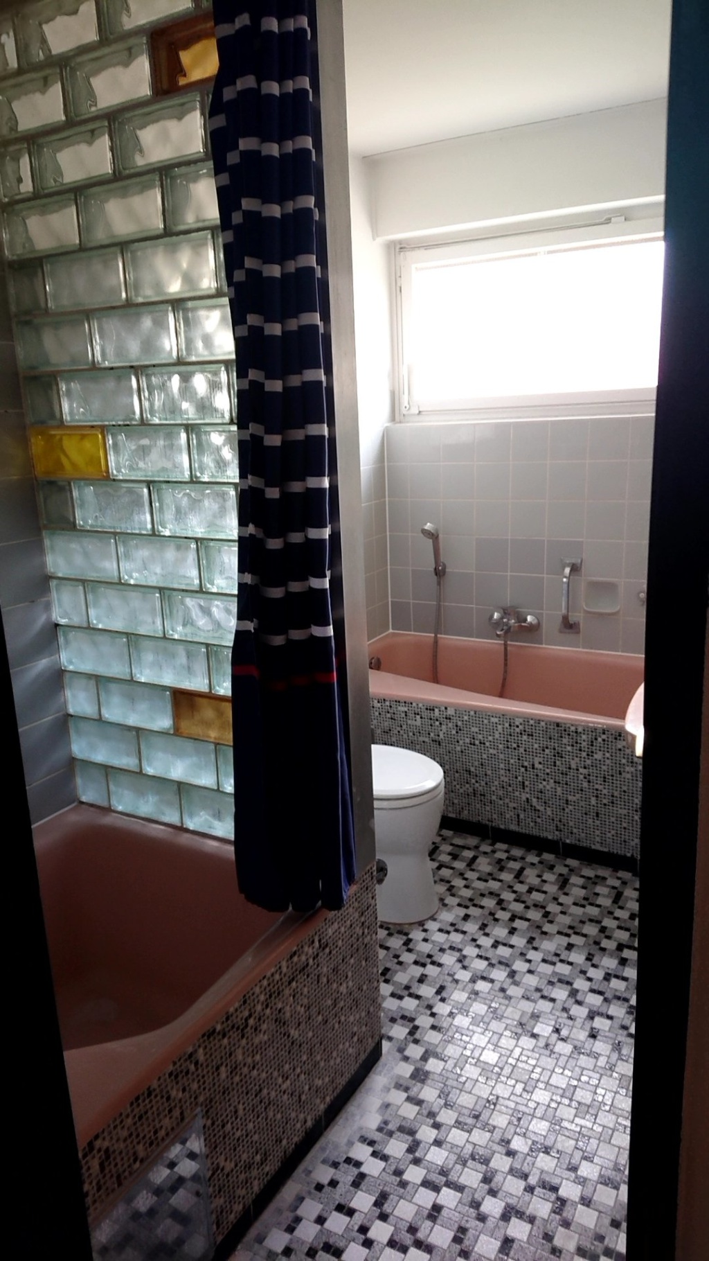 4+ Wohnung in freistehendem Haus mit Garten zu vermieten. Ideal für Studi-WG ! – Florian-Geyer-Str. 18, 55126 Mainz Finthen – Vorschaubild 10