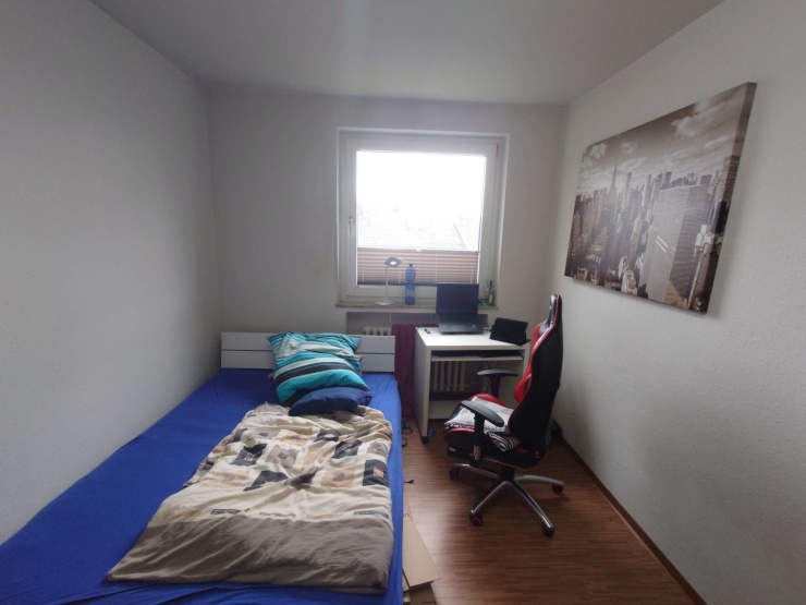 Gemütliches Zimmer im StudentenWohnheim weiter zu geben