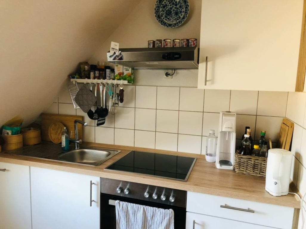 Gemütliche, helle 2-Zimmer Wohnung zur Zwischenmiete – Ulmer Str., 50739 Köln Bilderstöckchen – Vorschaubild 4