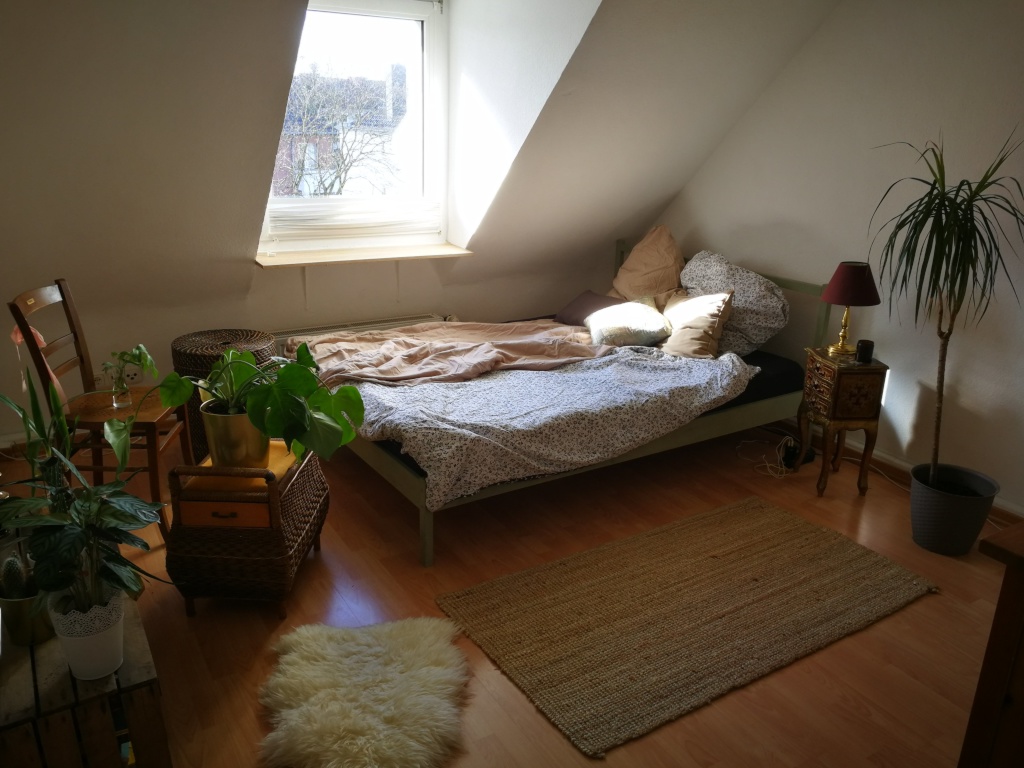 Gemütliche, helle 2-Zimmer Wohnung zur Zwischenmiete