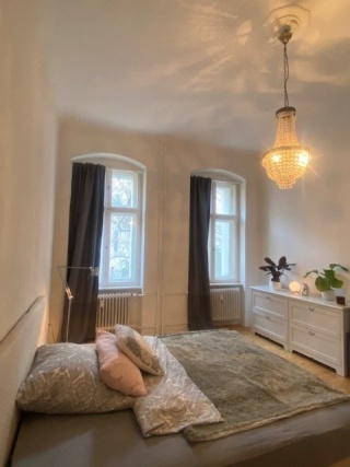 52m2 Wilmersdorf apartment / 1300 / Bundesplatz / furnished / short-term / now