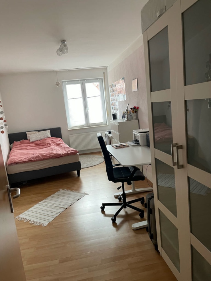 helles WG-Zimmer in Innenstadtlage - WG Zimmer in Augsburg-Innenstadt