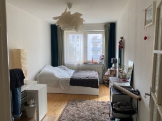 Helles schönes Zimmer in Zweier WG (w)