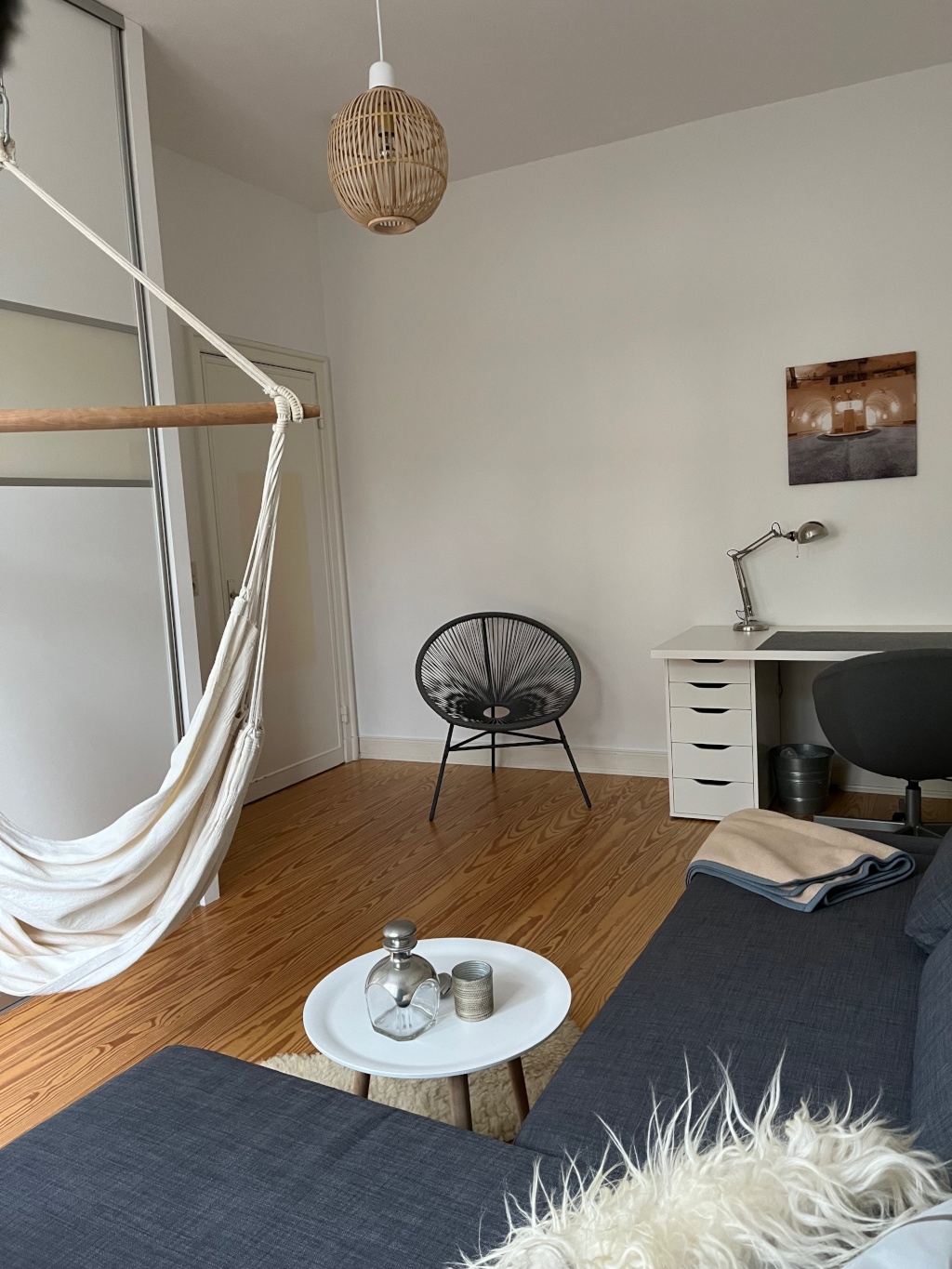 WG-Zimmer Nienstedten Arnimstrasse 1 - Hängesessel zum Chillen