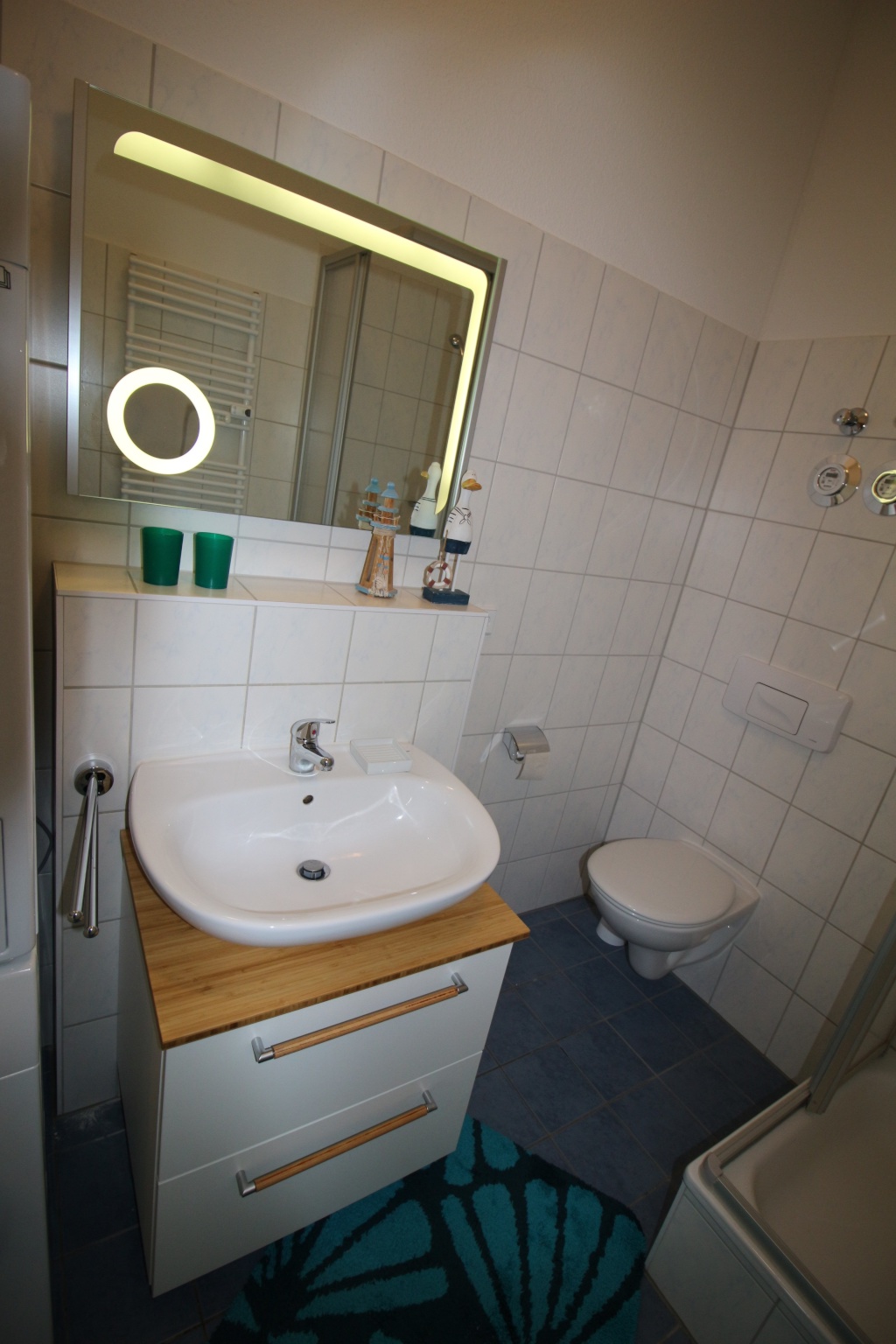 Wohnung Kaßberg Weststr. 68 - Waschtisch
