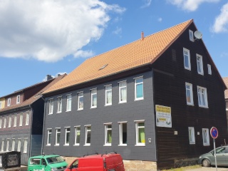 Anzeigenbild: Helle Wohnung mit 2,5 Zimmern und EBK