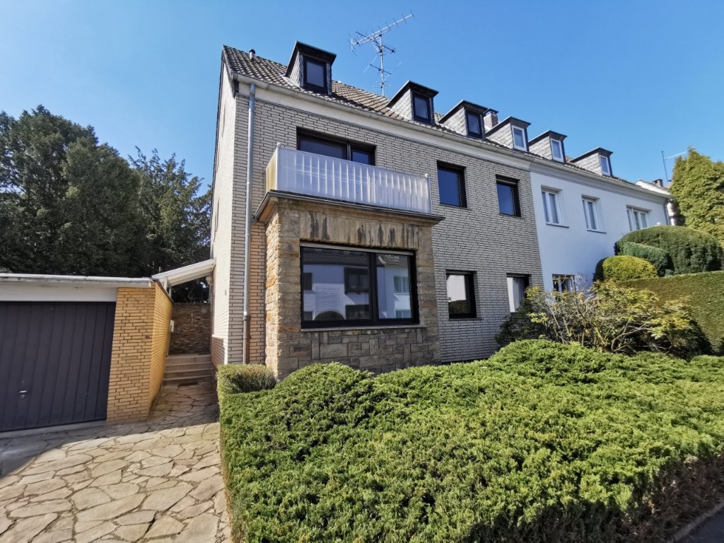 WG-Zimmer Stockum Amsterdamer Straße 40 - Außenansicht