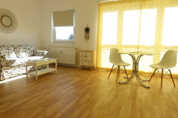 *Very bright & fully furnished Apartment* — photo 1