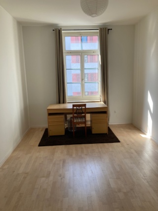 Bright room in 2-person flatshare Munich South – central, unfurnished, sublet / Helles Zimmer 2er-WG im Münchner Süden