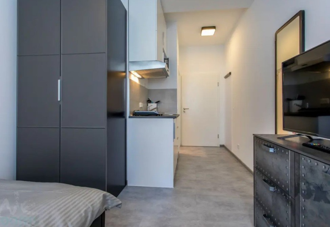 Estudio Bahnhofsviertel Taunusstr. HH 2OG rechts 00 - Wohnbereich