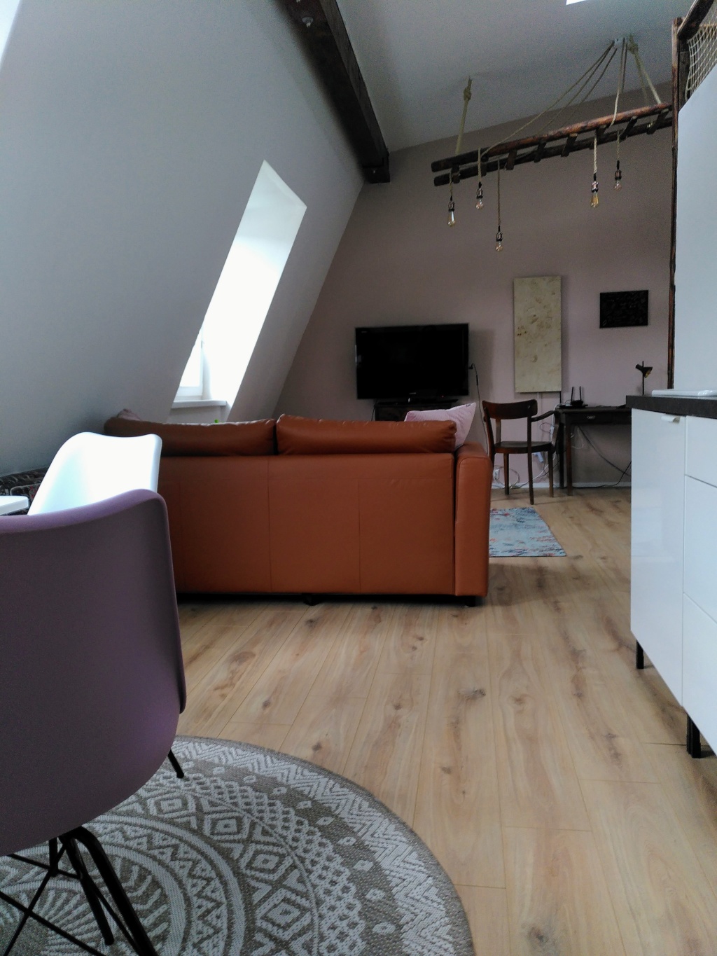 Ruhiges Dachgeschoßappartement, befristet – Zechenstr. 6, 51103 Köln Kalk – Vorschaubild 9