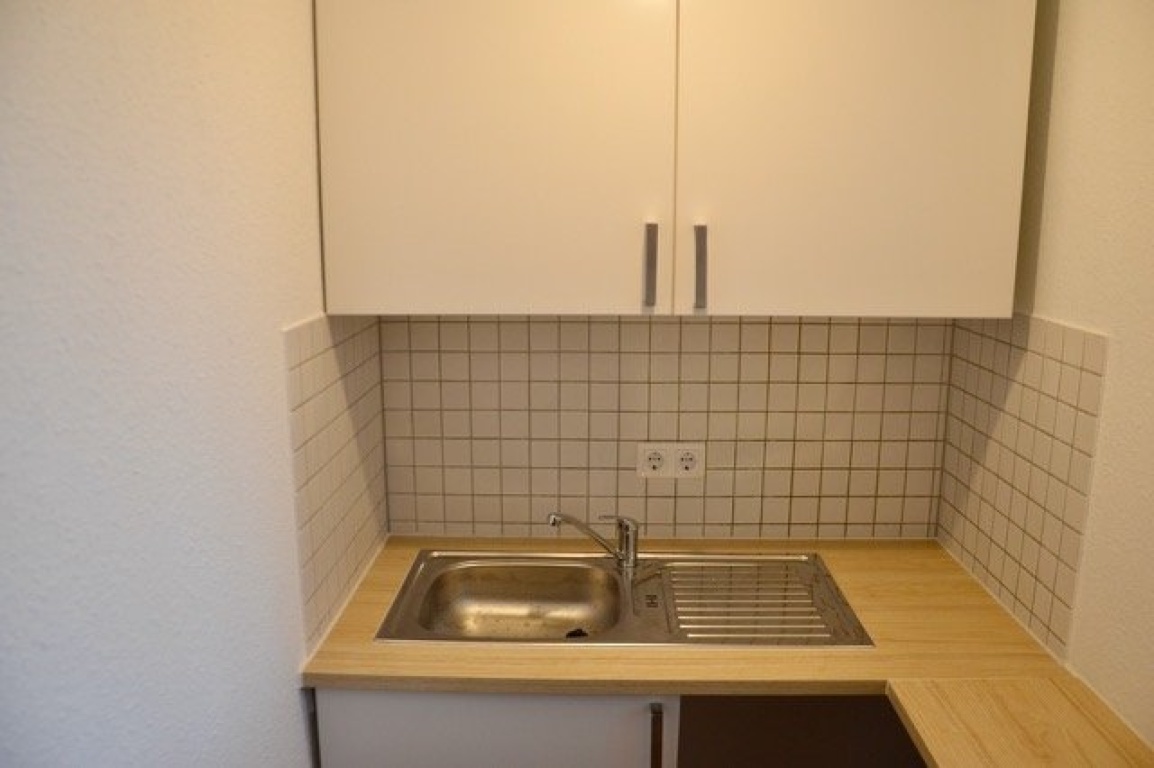 Moeblierte Einzimmerwohnung – Grebensteiner Straße, 34127 Kassel Nord-Holland – Vorschaubild 3