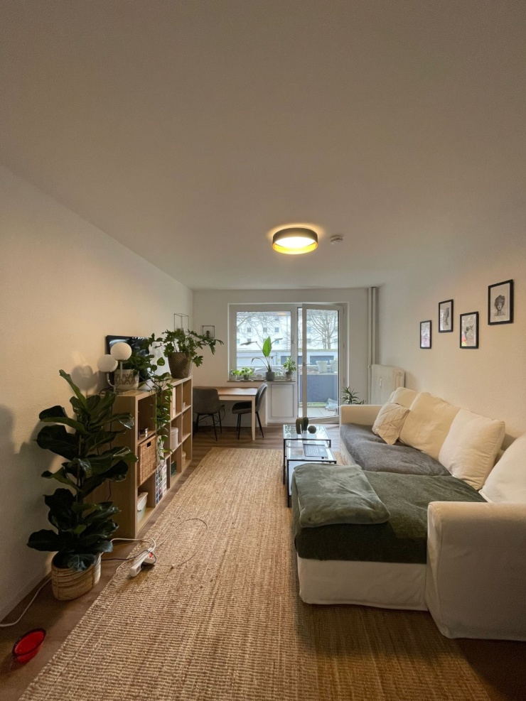 Fully furnished bright and modern apartment for short term lease