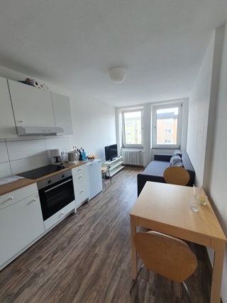 Ad image: Komplett möblierte 2-Zimmer-Wohnung - WG-geeignet