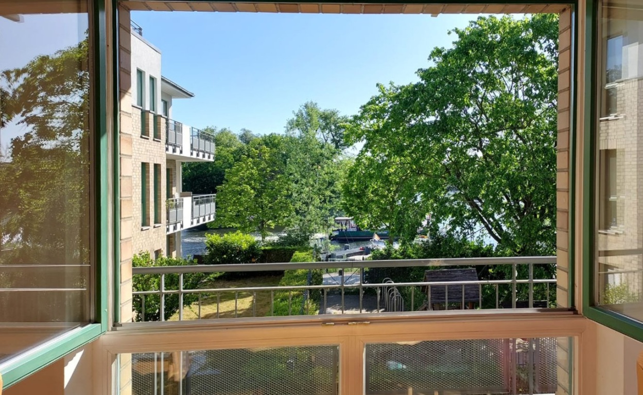 Traumhafte Wohnung im Grünen mit Wasserblick Halbinsel Stralau, vollmöbliert – Tunnelstrasse 31, 10245 Berlin Friedrichshain – Vorschaubild 4