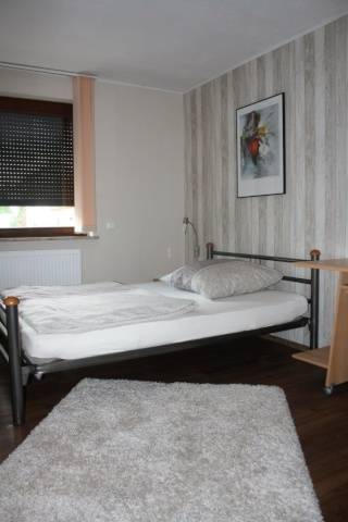 Ad image: Frei ab 01.02.2024 : 1 Zimmer in 3er Wohngemeinschaft in Frankenthal