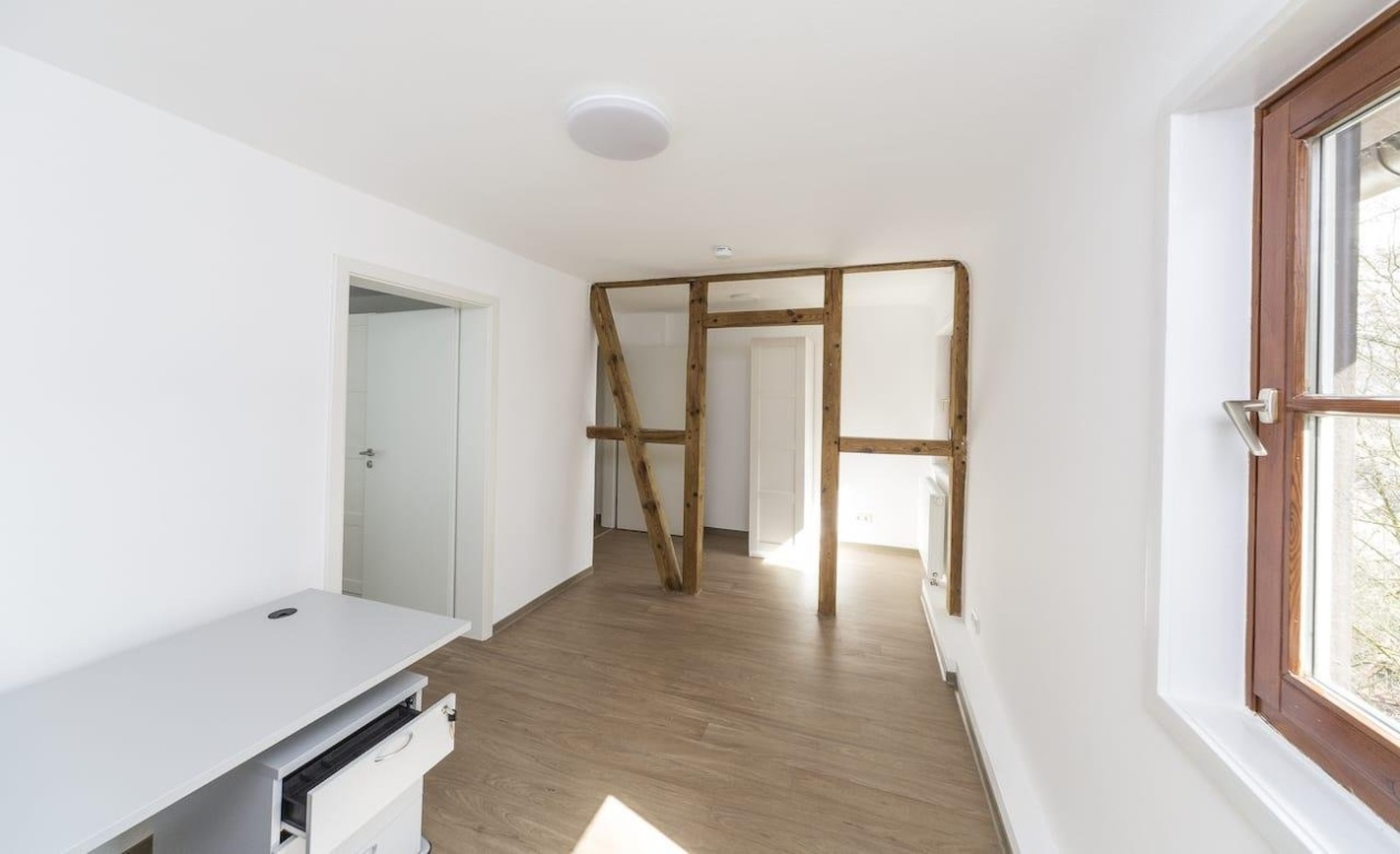 WG-Zimmer Kernstadt Wehrdaer Weg 32 - Zimmer mit Schlafraum